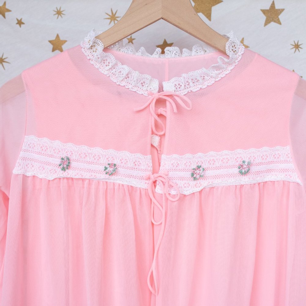 Vintage Pink Nightgown and Robe Set - Picture 3 of 11